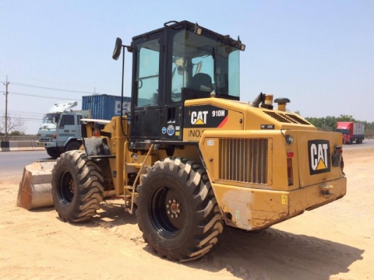 ขายรถตักล้อยาง CAT 910H ปี 2011 รถนอกนำเข้า สภาพสวยพร้อมใช้งาน มีVDOการทำงานครับ