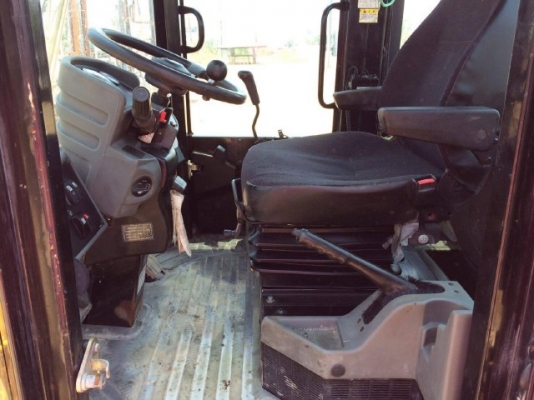 ขายรถตักล้อยาง CAT 910H ปี 2011 รถนอกนำเข้า สภาพสวยพร้อมใช้งาน มีVDOการทำงานครับ