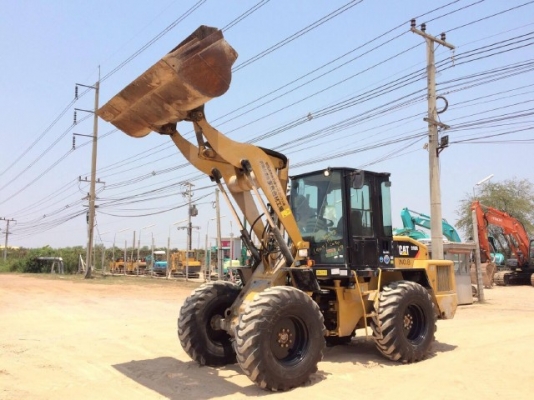 ขายรถตักล้อยาง CAT 910H ปี 2011 รถนอกนำเข้า สภาพสวยพร้อมใช้งาน มีVDOการทำงานครับ