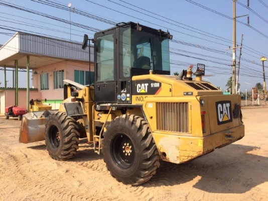 ขายรถตักล้อยาง CAT 910H ปี 2011 รถนอกนำเข้า สภาพสวยพร้อมใช้งาน มีVDOการทำงานครับ