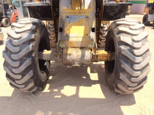 ขายรถตักล้อยาง CAT 910H ปี 2011 รถนอกนำเข้า สภาพสวยพร้อมใช้งาน มีVDOการทำงานครับ