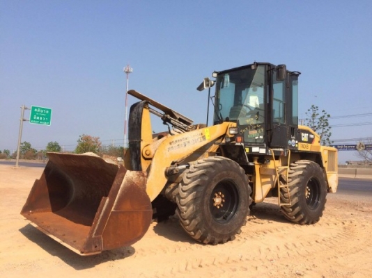 ขายรถตักล้อยาง CAT 910H ปี 2011 รถนอกนำเข้า สภาพสวยพร้อมใช้งาน มีVDOการทำงานครับ