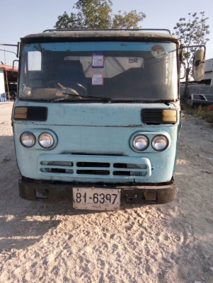 ขายรถอีซูซุบรรทุก4ล้อใหญ่ ราคาถูกขับกลับได้เลย ทะเบียนไม่ขาด