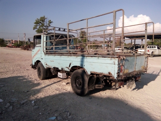 ขายรถอีซูซุบรรทุก4ล้อใหญ่ ราคาถูกขับกลับได้เลย ทะเบียนไม่ขาด