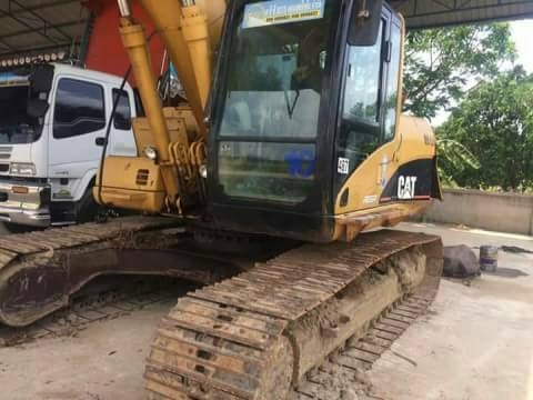 ขาย CAT 320 C ญี่ปุ่น สภาพสวยพร้อมใช้ ราคาต่อรองได้ ติดต่อได้ที่คุณ อ๊อฟ พิจิตร 086-737-9991