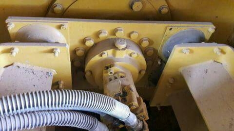 ขายรถบด SAKAI SV500TF เปลือกเดียว สองเพลา สภาพสวยพร้อมใช้ ติดต่อ คุณอ๊อฟ พิจิตร 086-737-9991 ขายรถบด SAKAI SV500TF เปลือกเดียว สองเพลา สภาพสวยพร้อมใช้ ติดต่อ คุณอ๊อฟ พิจิตร 086-737-9991