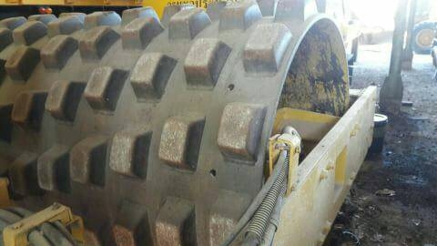 ขายรถบด SAKAI SV500TF เปลือกเดียว สองเพลา สภาพสวยพร้อมใช้ ติดต่อ คุณอ๊อฟ พิจิตร 086-737-9991 ขายรถบด SAKAI SV500TF เปลือกเดียว สองเพลา สภาพสวยพร้อมใช้ ติดต่อ คุณอ๊อฟ พิจิตร 086-737-9991