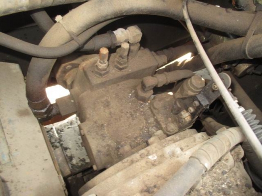 FROM JAPAN รถปูยาง ASPHALT FINISHER HANTA-F25C แทรคเหล็กก็อปยาง/ปูยางได้กว้างถึง 2.50 เมตร ราคาเพียง 195,000 บาท สนใจติดต่อ 0819337688