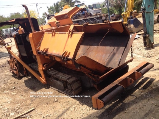 FROM JAPAN รถปูยาง ASPHALT FINISHER HANTA-F25C แทรคเหล็กก็อปยาง/ปูยางได้กว้างถึง 2.50 เมตร ราคาเพียง 195,000 บาท สนใจติดต่อ 0819337688