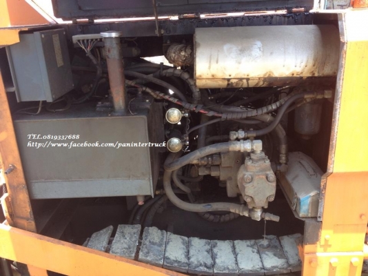 FROM JAPAN รถปูยาง ASPHALT FINISHER HANTA-F25C แทรคเหล็กก็อปยาง/ปูยางได้กว้างถึง 2.50 เมตร ราคาเพียง 195,000 บาท สนใจติดต่อ 0819337688