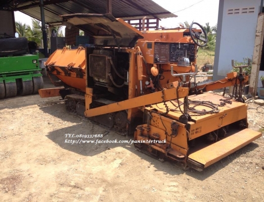 FROM JAPAN รถปูยาง ASPHALT FINISHER HANTA-F25C แทรคเหล็กก็อปยาง/ปูยางได้กว้างถึง 2.50 เมตร ราคาเพียง 195,000 บาท สนใจติดต่อ 0819337688