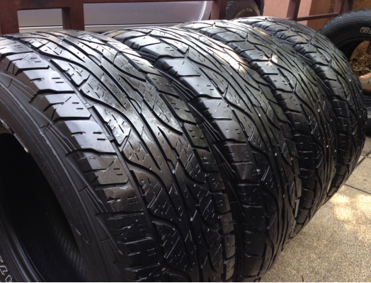 ยาง All Dunlop 265 70 16 สิ้นปี11 ดอกเต็ม ใช้ยาว ราคาไม่แพง