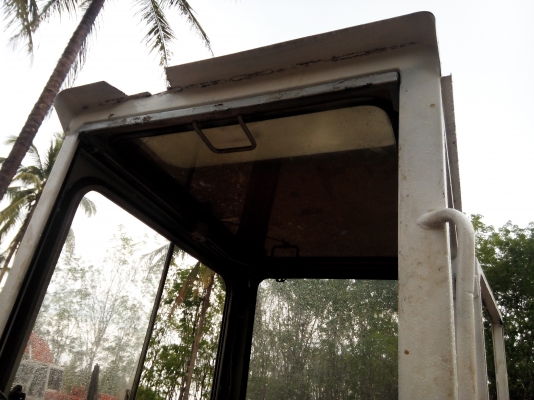 ขายรถแบคโฮ นิสสัน N35 ปั๊มนิ้วนาชิ ใบมีดดันหน้า ราคา 200000