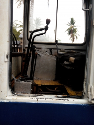 ขายรถแบคโฮ นิสสัน N35 ปั๊มนิ้วนาชิ ใบมีดดันหน้า ราคา 200000