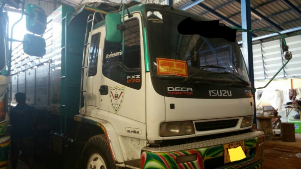 มี 2พ่วง สิบล้อ อีซูชุ 270ยูโร1-2ปี48และปี44 แม่ลูก3คาน ดั้มมีเนียม สภาพดีสวยบางเดิมพร้อมใช้ ทะเบียนพร้อมโอน มี 2พ่วง สิบล้อ อีซูชุ 270ยูโร1-2ปี48และปี44 แม่ลูก3คาน ดั้มมีเนียม สภาพดีสวยบางเดิมพร้อมใช้ ทะเบียนพร้อมโอน