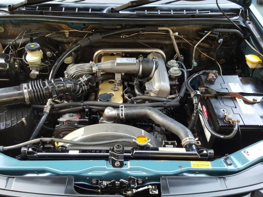 รถมือเดียว สีสวยมีรอยนิดหน่อยพร้อมใช้ พวงมาลัยทัมดา