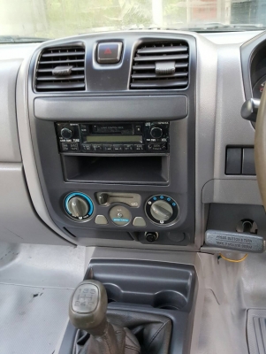 รถมือเดียว สีสวยมีรอยนิดหน่อยพร้อมใช้ พวงมาลัยทัมดา