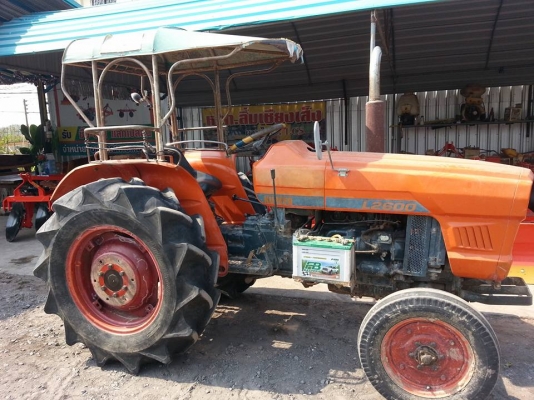 คูโบต้า L2600 ขนาด 26 แรง 4 สูบ พร้อมผานพรวน 5 ใบ สภาพดีเดิมๆ