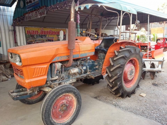 คูโบต้า L2600 ขนาด 26 แรง 4 สูบ พร้อมผานพรวน 5 ใบ สภาพดีเดิมๆ