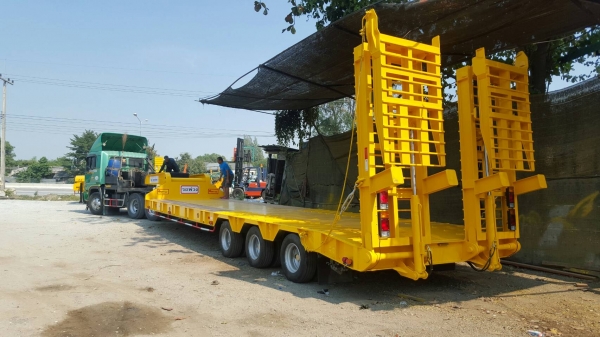 สั่งต่อได้เลยโรเบทบรรทุกตู้3เพลา