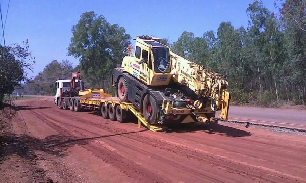 สั่งต่อได้เลยโรเบทบรรทุกตู้3เพลา