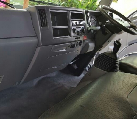 ขายด่วน รถบรรทุก 4 ล้อ ISUZU NLR 130 ปี56 สภาพพร้อมใช้งาน