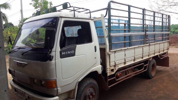 ขายรถหกล้อ HINO FB2WGKA เครื่องเดิม 120 แรง กระบะช่วงยาว 5 เมตร ทะเบียนพร้อม ขายรถหกล้อ HINO FB2WGKA เครื่องเดิม 120 แรง กระบะช่วงยาว 5 เมตร ทะเบียนพร้อม