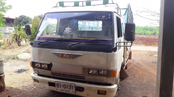 ขายรถหกล้อ HINO FB2WGKA เครื่องเดิม 120 แรง กระบะช่วงยาว 5 เมตร ทะเบียนพร้อม ขายรถหกล้อ HINO FB2WGKA เครื่องเดิม 120 แรง กระบะช่วงยาว 5 เมตร ทะเบียนพร้อม
