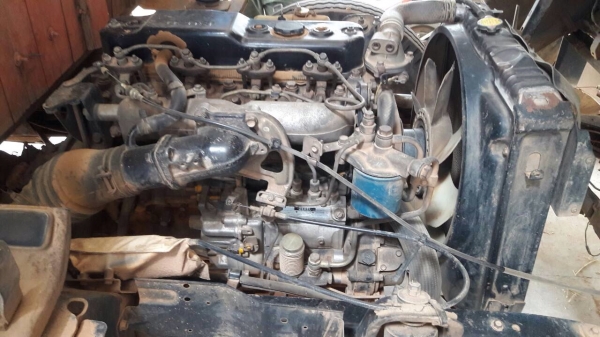 ขายรถหกล้อ ISUZU NPR59LU5 เครื่อง 4BD1-115 แรง หัวเดิมบาง พร้อมใช้งาน