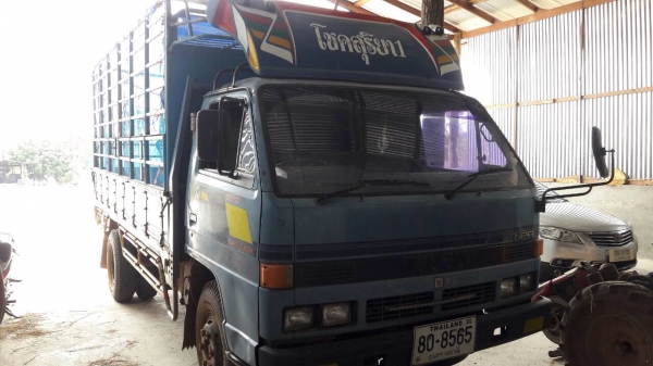 ขายรถหกล้อ ISUZU NPR59LU5 เครื่อง 4BD1-115 แรง หัวเดิมบาง พร้อมใช้งาน