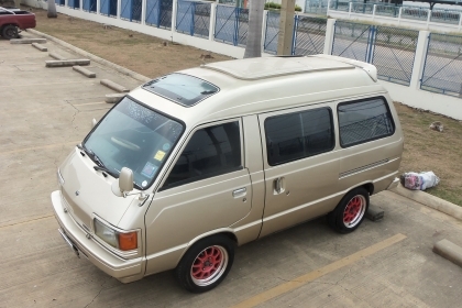 ขายรถตู้ไลท์เอช หลังคาสุง มีทะเบียน