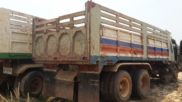 ขายด่วน HINOFM3HNLD 195แรงสองเพลาดั้มสภาพพร้อมใช้ราคาเบาๆโทร0856842587