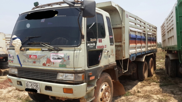 ขายด่วน HINOFM3HNLD 195แรงสองเพลาดั้มสภาพพร้อมใช้ราคาเบาๆโทร0856842587