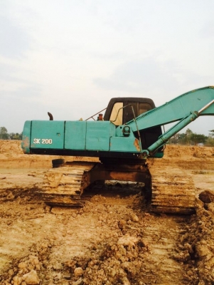 ขายแบ็คโค โกเบล200 มาร์คทรีไฟฟ้าครบ ช่วงล่างใหม่ ไฟฟ้าครบทำงานเร็ว เอกสารใบอินวอยซ์ เครื่องเดิมปั๊มแห้ง