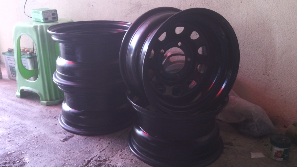 ขายกระทะtcpy5รู คาริเบี้ยน15x8-30  1ชุด