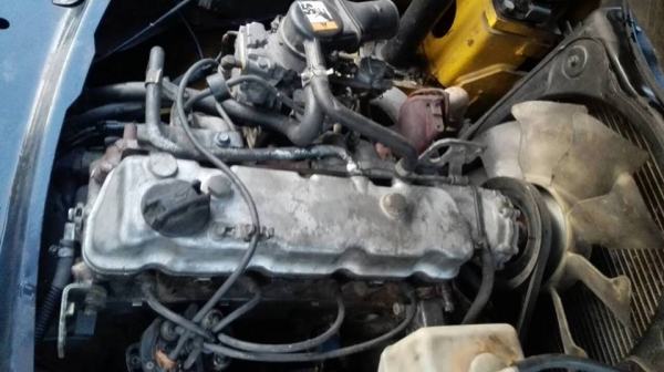 ขายรถโฟลคลิฟต์ 2.5ตัน FGรุ่น16 เปลี่ยนยางใหม่ให้