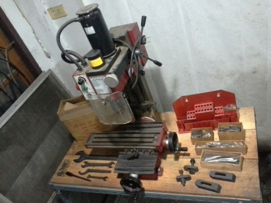 ขายเครื่อง mini milling ตั้งโต๊ะ มือสอง ไม่แพง ดูก่อนครับ