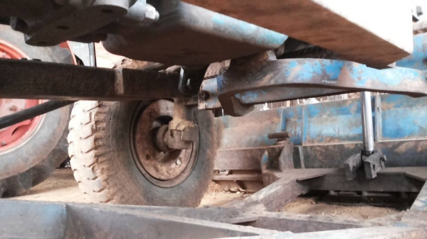 **285,000 บ.ต่อรอง/// รถไถ FORD 6600 T5 ตัวเต็ม เสื้อเรียบ เพลาเดียว พร้อมดันหน้าCMT+ผาน6SBT ตามสภาพพร้อมใช้ สัญญาซื้้อขาย **ขาย FORD 6600 T5 รถไถเพลาเดียว ยอดนิยม สภาพดี พร้อมใช้งาน TRACTOR FORD 6600 T5 เสื้อเรียบ ตัวเต็ม ไอดีกลม ปั้มกลม เครื่องเดิม ปั้ม