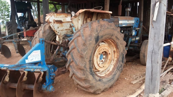 **285,000 บ.ต่อรอง/// รถไถ FORD 6600 T5 ตัวเต็ม เสื้อเรียบ เพลาเดียว พร้อมดันหน้าCMT+ผาน6SBT ตามสภาพพร้อมใช้ สัญญาซื้้อขาย **ขาย FORD 6600 T5 รถไถเพลาเดียว ยอดนิยม สภาพดี พร้อมใช้งาน TRACTOR FORD 6600 T5 เสื้อเรียบ ตัวเต็ม ไอดีกลม ปั้มกลม เครื่องเดิม ปั้ม