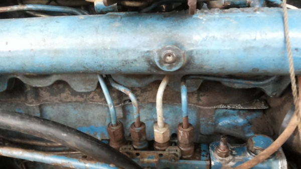 **285,000 บ.ต่อรอง/// รถไถ FORD 6600 T5 ตัวเต็ม เสื้อเรียบ เพลาเดียว พร้อมดันหน้าCMT+ผาน6SBT ตามสภาพพร้อมใช้ สัญญาซื้้อขาย **ขาย FORD 6600 T5 รถไถเพลาเดียว ยอดนิยม สภาพดี พร้อมใช้งาน TRACTOR FORD 6600 T5 เสื้อเรียบ ตัวเต็ม ไอดีกลม ปั้มกลม เครื่องเดิม ปั้ม