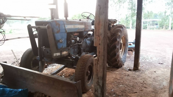 **285,000 บ.ต่อรอง/// รถไถ FORD 6600 T5 ตัวเต็ม เสื้อเรียบ เพลาเดียว พร้อมดันหน้าCMT+ผาน6SBT ตามสภาพพร้อมใช้ สัญญาซื้้อขาย **ขาย FORD 6600 T5 รถไถเพลาเดียว ยอดนิยม สภาพดี พร้อมใช้งาน TRACTOR FORD 6600 T5 เสื้อเรียบ ตัวเต็ม ไอดีกลม ปั้มกลม เครื่องเดิม ปั้ม