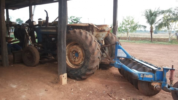 **285,000 บ.ต่อรอง/// รถไถ FORD 6600 T5 ตัวเต็ม เสื้อเรียบ เพลาเดียว พร้อมดันหน้าCMT+ผาน6SBT ตามสภาพพร้อมใช้ สัญญาซื้้อขาย **ขาย FORD 6600 T5 รถไถเพลาเดียว ยอดนิยม สภาพดี พร้อมใช้งาน TRACTOR FORD 6600 T5 เสื้อเรียบ ตัวเต็ม ไอดีกลม ปั้มกลม เครื่องเดิม ปั้ม