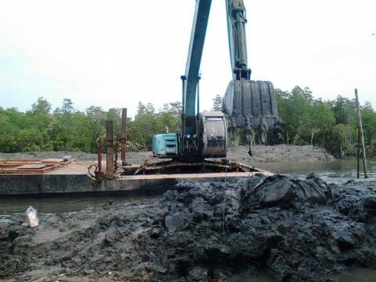 ขายรถแบคโฮ KOBELCO SK200-Vธรรมดา มีชุดบูมอาร์มยาวกับชุดบูมอาร์มปกติ รวม 2 ชุด ไม่มีเอกสาร ราคา 950000