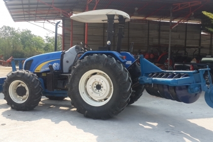 ** ราคา 1,050,000 ** NEW HOLLAND รุ่น T5060 ใบดัน+ผาน7 106 แรงม้า รถเดิมทั้งคัน สีเดิม เครื่องเดิม ไม่เคยทำ รถ 2,000 ชม.