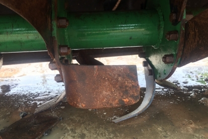 ** ราคา 49,000 ** โรตารี่ใหญ่ ใบระเบิดดิน ขนาด 220 เมตร สภาพ 90\% เบิกห้าง 7หมื่นกว่าคับ โทร062 387-4789 ** ราคา 49,000 ** โรตารี่ใหญ่ ใบระเบิดดิน ขนาด 220 เมตร สภาพ 90\% เบิกห้าง 7หมื่นกว่าคับ โทร062 387-4789