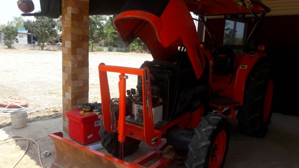 ขายรถไถคูโบต้าL4708ใบมีดผาล6พร้อมใช้ครับ ขายรถไถคูโบต้าL4708ใบมีดผาล6พร้อมใช้ครับ