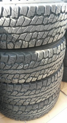 DUNLOP ดอกat30x9.5x15 ปี11 4เส้น