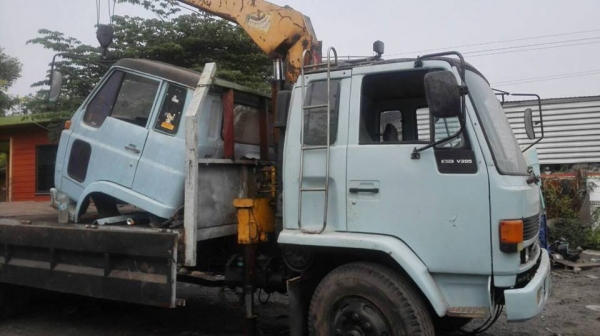 ขาย6ล้อเครน อีซูซุร็อคกี้175 เครน3ต้น2ปอก แชชซีFRR กระบะยาว5.50เมตร พร้อมใช้งาน ขาย6ล้อเครน อีซูซุร็อคกี้175 เครน3ต้น2ปอก แชชซีFRR กระบะยาว5.50เมตร พร้อมใช้งาน