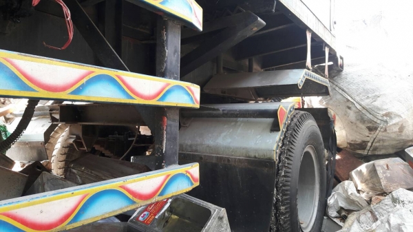 ลูกค้ารับ(รถกลับบ้าน)เรียบร้อยแล้ว ครับ ลูกพ่วงดั้ม 2คาน กะบะมีเนียม ยาว 6.50ม สภาพดีสวยใหม่ไม่ได้ใช้งาน ทะเบียนพร้อมโอน ของดีราคาเบาๆ