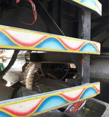 ลูกค้ารับ(รถกลับบ้าน)เรียบร้อยแล้ว ครับ ลูกพ่วงดั้ม 2คาน กะบะมีเนียม ยาว 6.50ม สภาพดีสวยใหม่ไม่ได้ใช้งาน ทะเบียนพร้อมโอน ของดีราคาเบาๆ